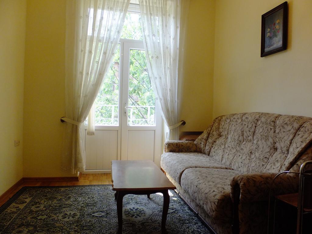 Top Apartments - Yerevan Centre Zewnętrze zdjęcie