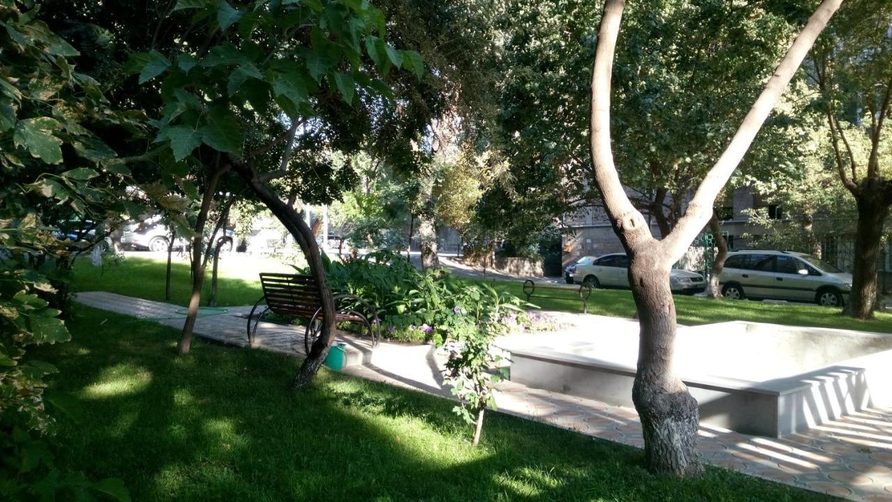 Top Apartments - Yerevan Centre Zewnętrze zdjęcie