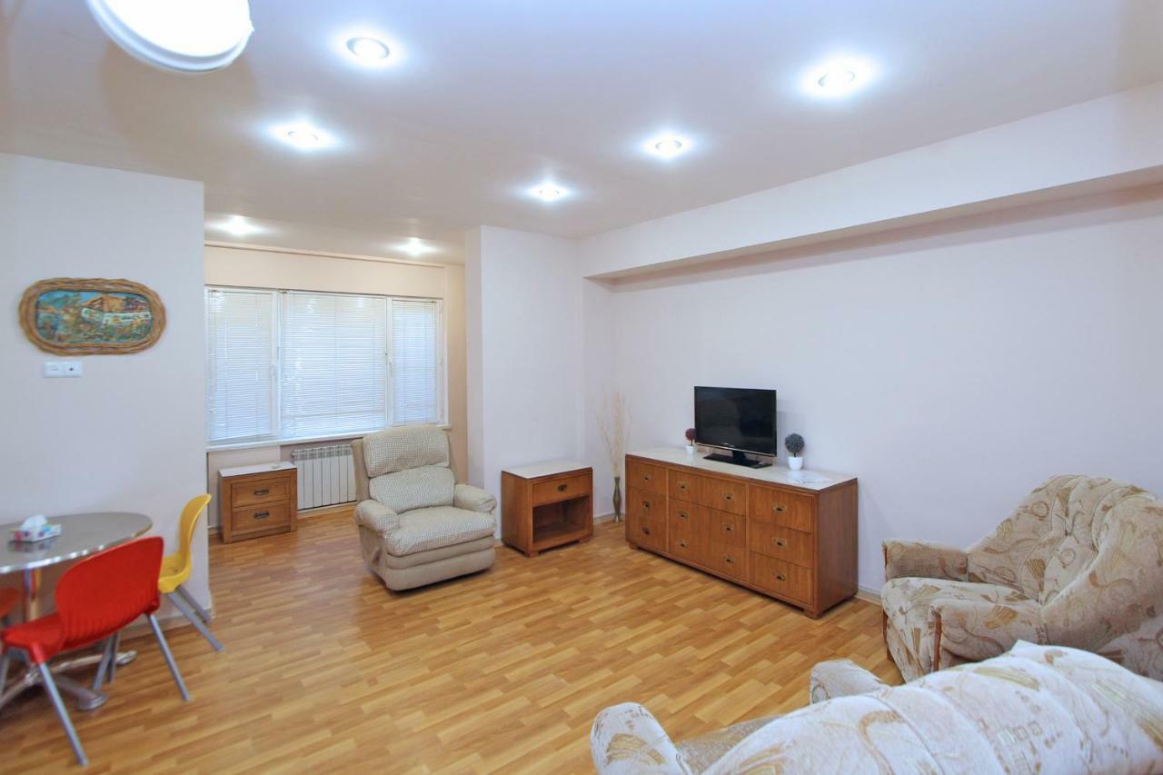 Top Apartments - Yerevan Centre Zewnętrze zdjęcie