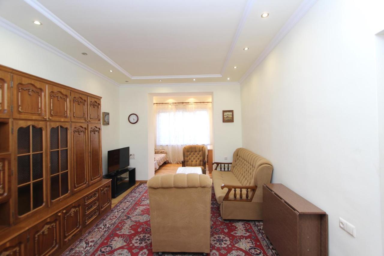 Top Apartments - Yerevan Centre Zewnętrze zdjęcie