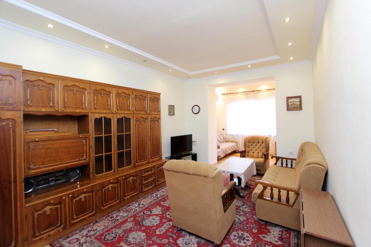 Top Apartments - Yerevan Centre Zewnętrze zdjęcie