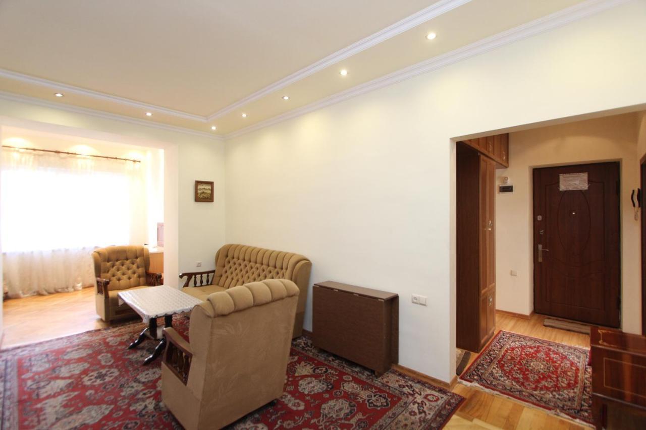 Top Apartments - Yerevan Centre Zewnętrze zdjęcie
