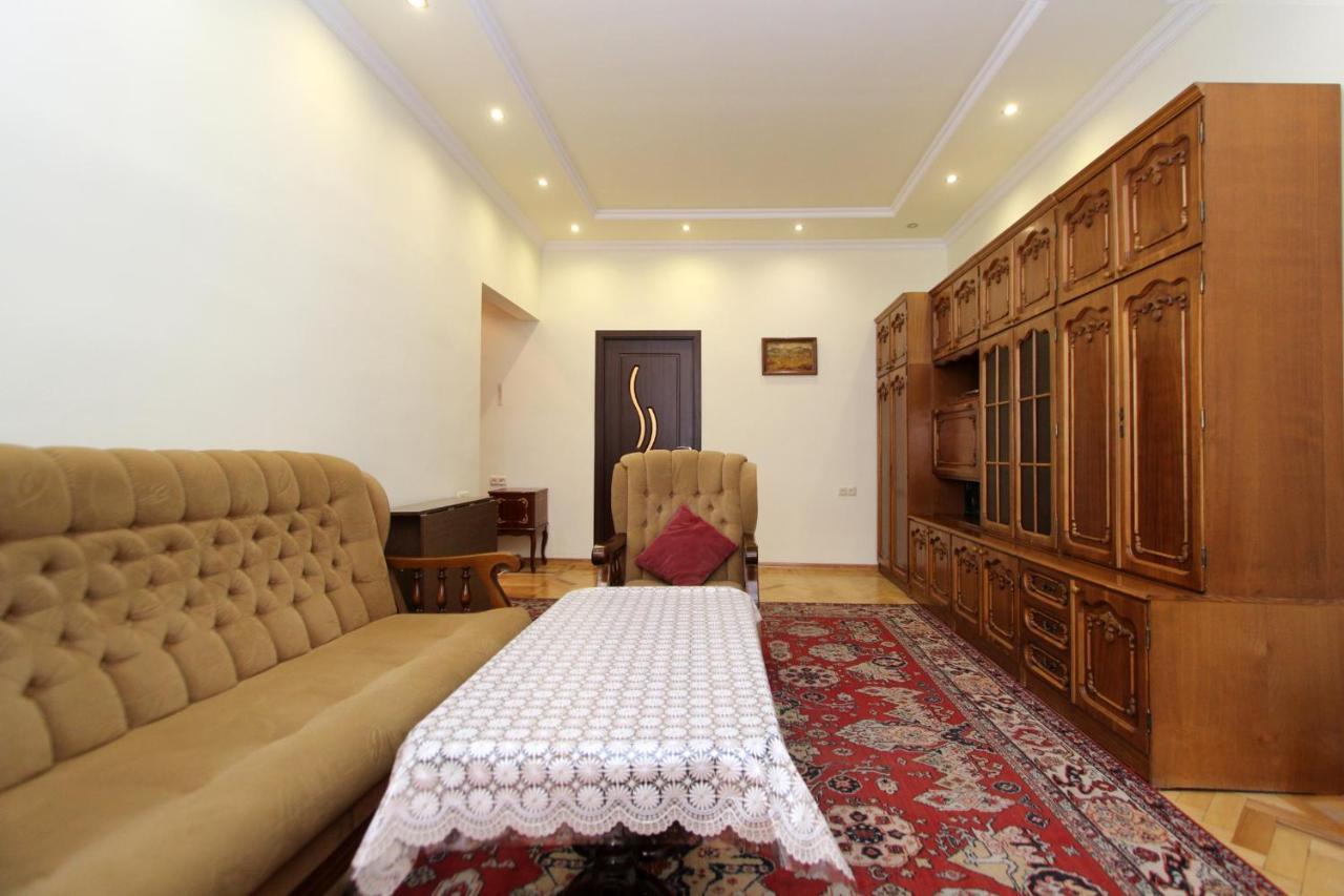 Top Apartments - Yerevan Centre Zewnętrze zdjęcie
